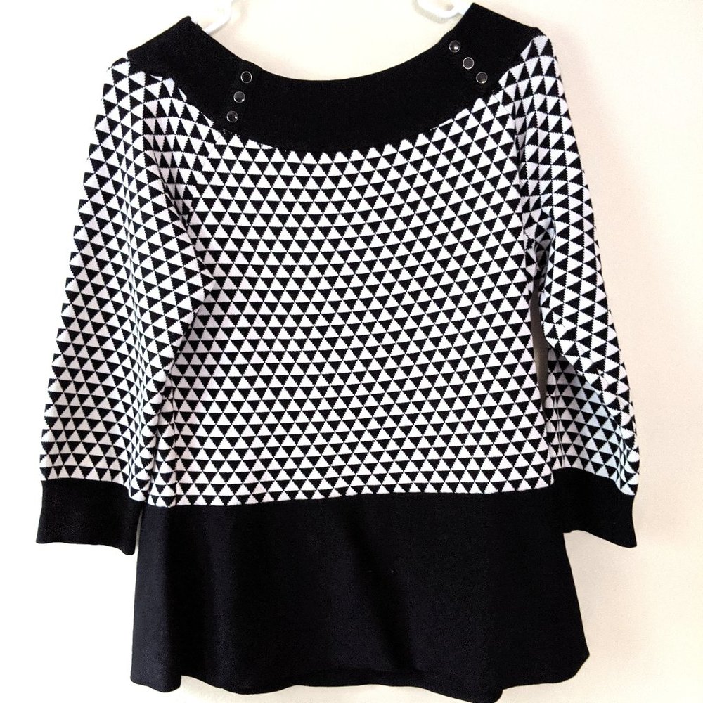White House Black Market Triangle Pattern Sweater